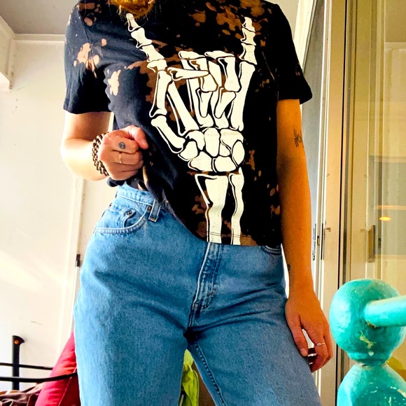 Bleach dyed skeleton rocker tee - Picture 1 of 2